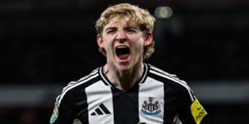 埃弗顿的冷淡告别与球队困境-雷速体育