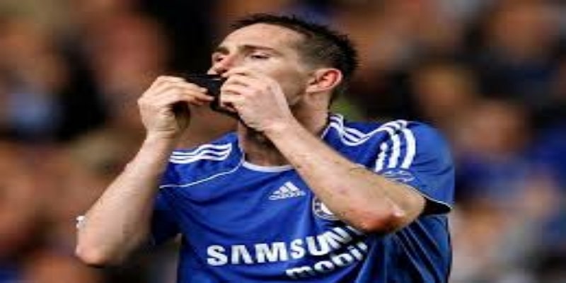 新赛季的挑战与机遇：从引援限制到青训整合-雷速体育