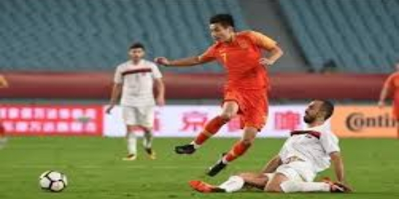 战术与管理影响：短期成绩与长期可持续发展-雷速体育