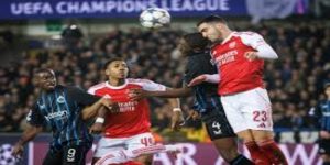 曼城战术优势解析：控球机器全面启动-雷速体育